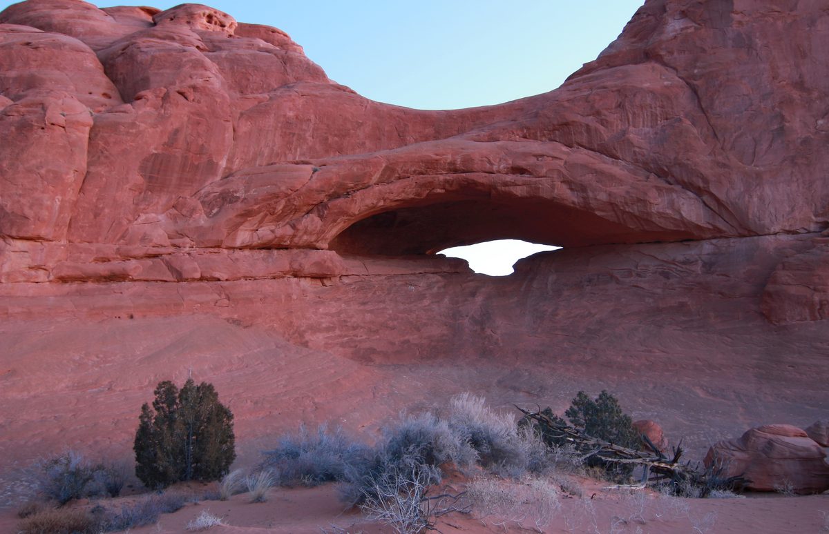 A 4x4 tour on a backcountry trail inside Arches National Park